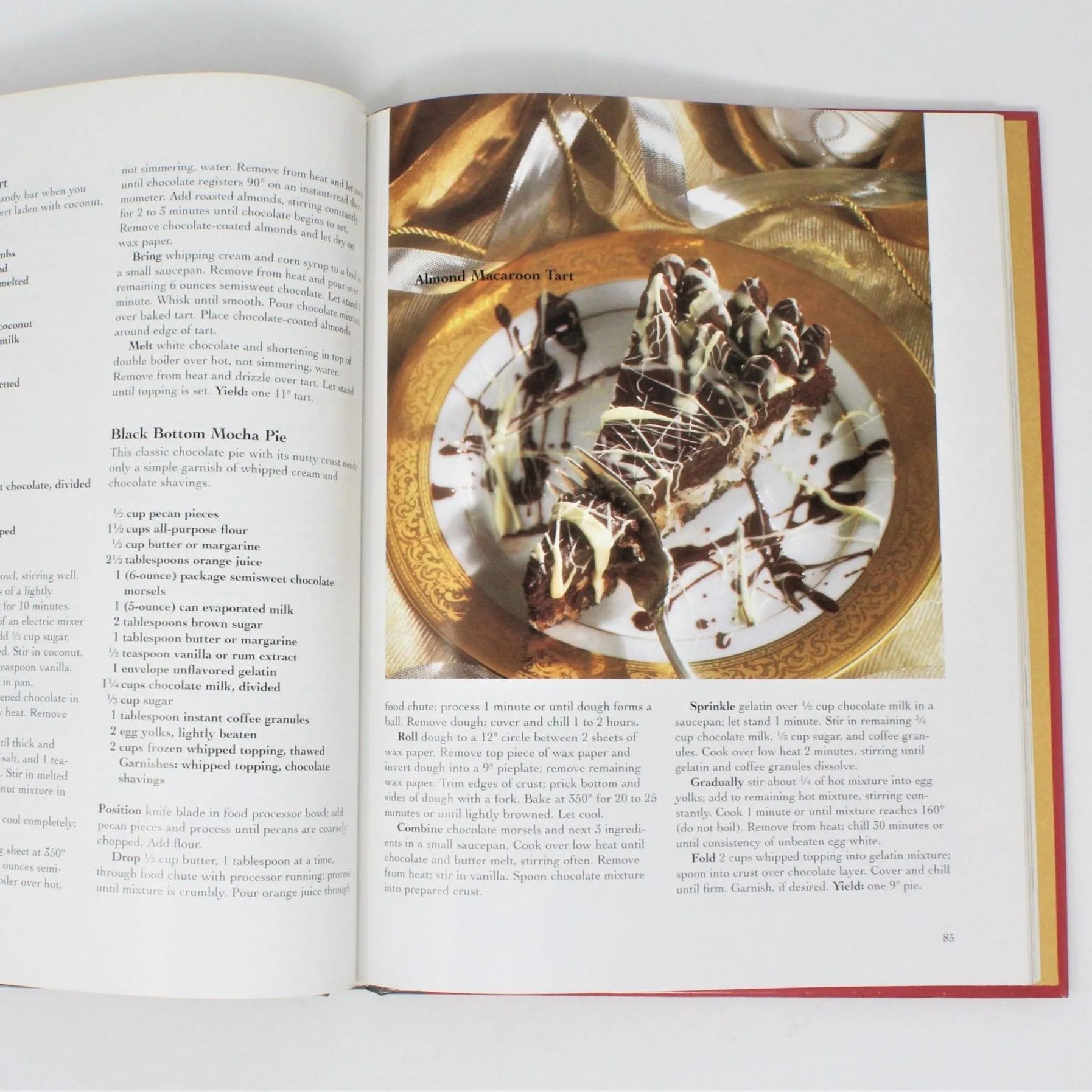 Book, Christmas with Southern Living 1995, Cookbook/Crafts, Hardcover