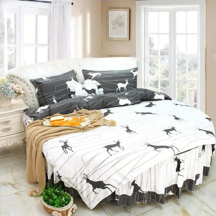 Chic Circular Bedding Collections for Trendy Tween and Teen Girls in Vibrant Hues