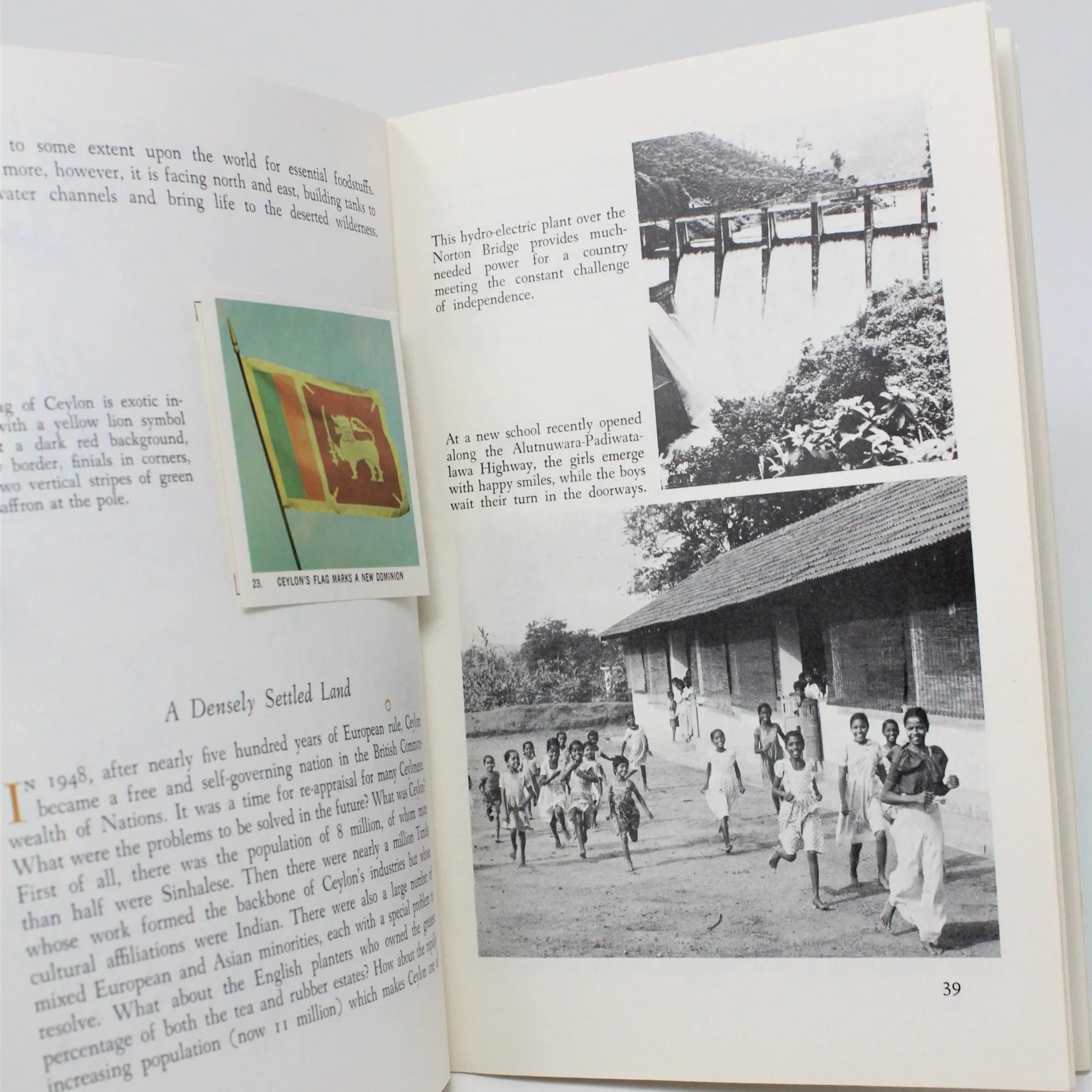 Travel Book, Geographical Society Around the World, Ceylon, 1966