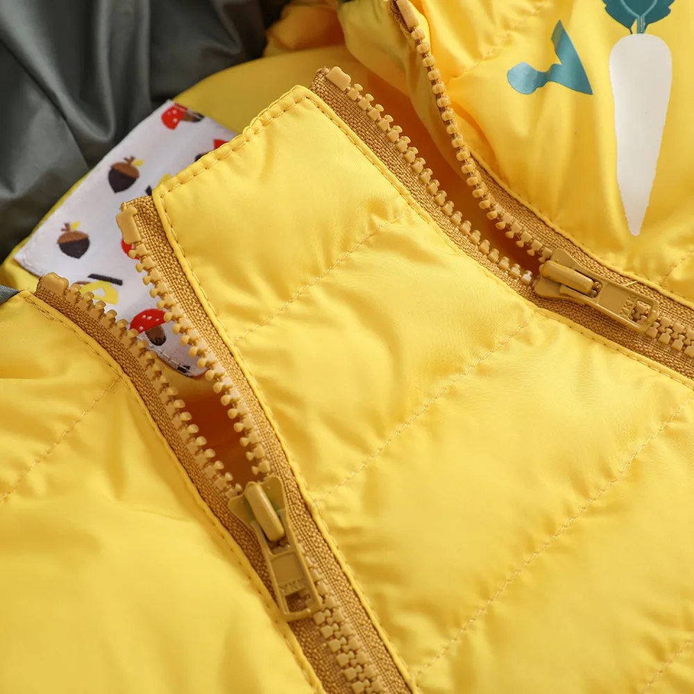 Vauva FW23 - Baby Boys Carrot Pattern Long Sleeve Padded Romper