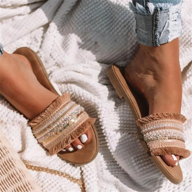 Women's Outerwear flat sandals  .